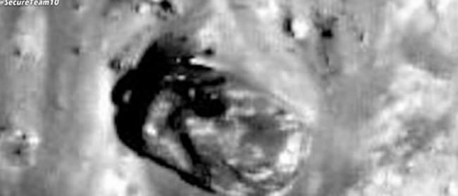 Secure Team 10的UFO爱好者在美国航天局月球照片上发现外星人“坦克”