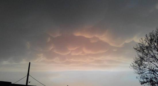 吉林辽河垦区上空出现大量积雨云