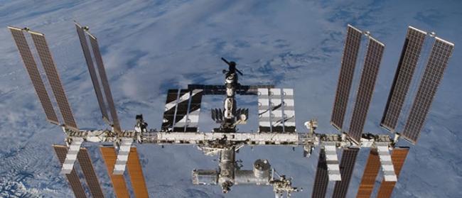 国际空间站俄罗斯宇航员什卡普列罗夫和米苏尔金打破外太空作业时间记录