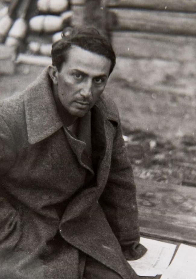 雅科夫被德军俘虏。