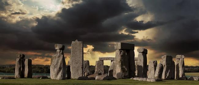 英国考古学家揭开巨石阵建设者的故乡之谜