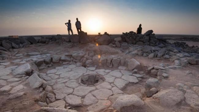 约旦狩猎采集点遗址发现1.44万年前人类烤制面包残迹 比农业活动早4000年