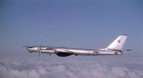 苏联图-95大型四涡轮螺旋桨发动机之战略轰炸机