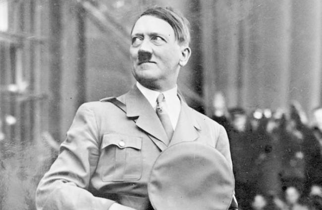 荷兰二次世界大战博物馆获赠无人愿意接手的纳粹德国领袖希特勒画作