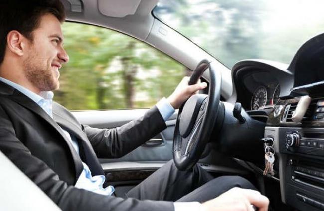 英国《独立报》：研究指每天长时间开车的人智商明显下降