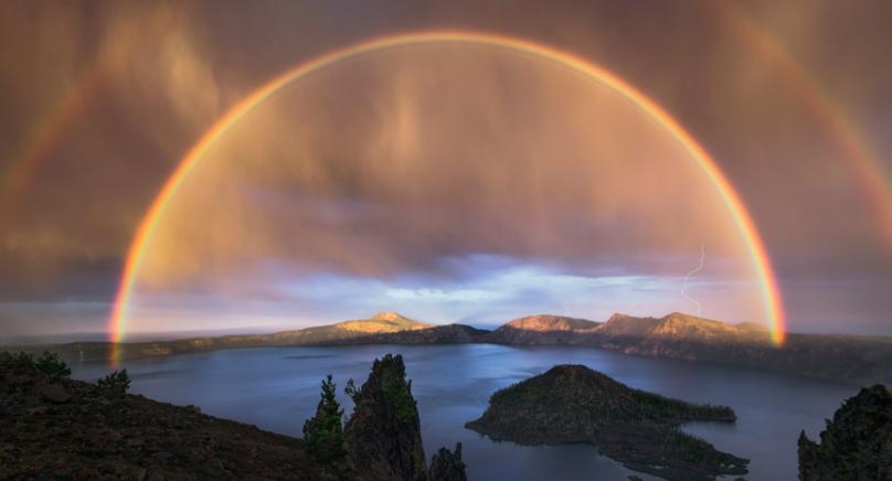 风光摄影师Mark Metternich在雷暴天气下拍摄到壮美双彩虹