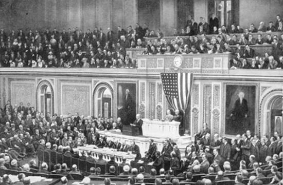 1918年，美国总统威尔逊在国会演讲中提出关于战后和平解决世界问题的“十四点原则”