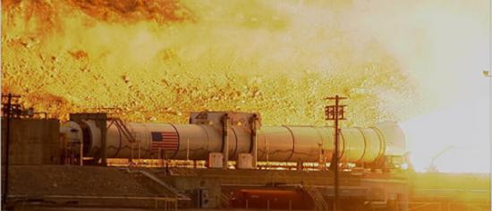 美国NASA成功测试新型火箭推进器（Space Launch System，SLS）