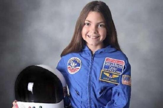 这位13岁的美国女孩野心勃勃的想要成为登陆火星的第一人