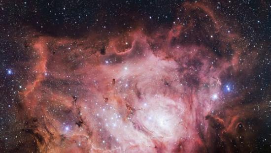 欧洲南方天文台拍摄的礁湖星云