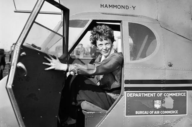 美国“历史频道”从国家档案局找到重要照片：失踪80年女冒险家Amelia Earhart或遭日军俘虏