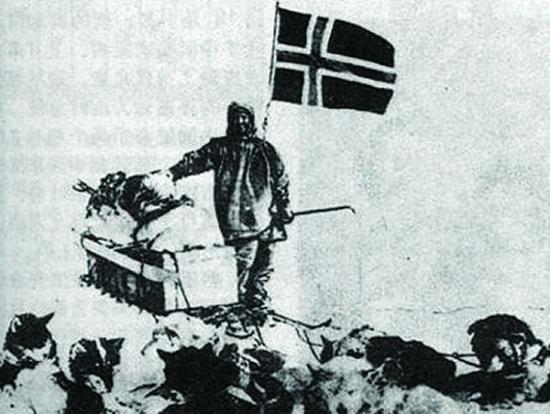 挪威探险家阿蒙森登上南极点