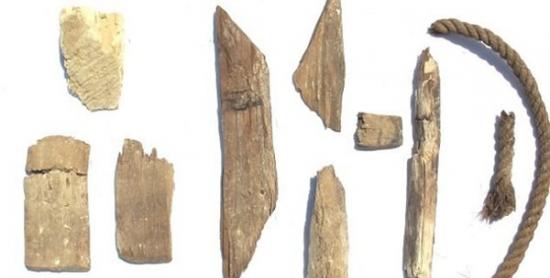考古学家还找到了一些的绳索碎片及陶瓷碎片。