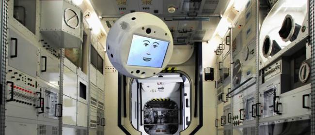 太空机器人“西蒙”（CIMON）投入国际空间站工作