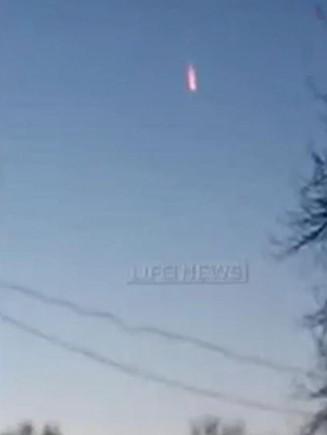 俄罗斯贝加尔湖上空的UFO