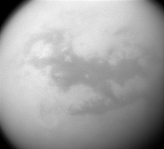 科学家在土卫六表面发现甲烷构成的沙丘，认为是远古甲烷湖泊蒸发之后的残留物，证实这颗卫星曾经历过全球气候转暖。