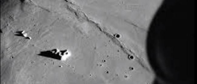 美国飞碟学家认为NASA掩盖外星人到达月球的痕迹