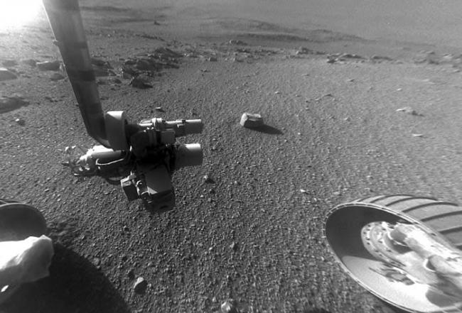 美国的火星勘测轨道飞行器发现失联超过100天的“机遇号”火星车