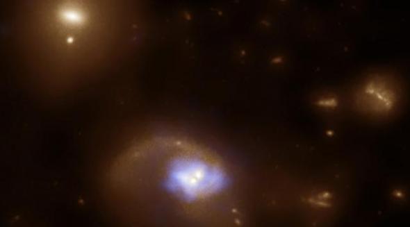 研究发现在宇宙大约12亿岁时就出现超大质量黑洞