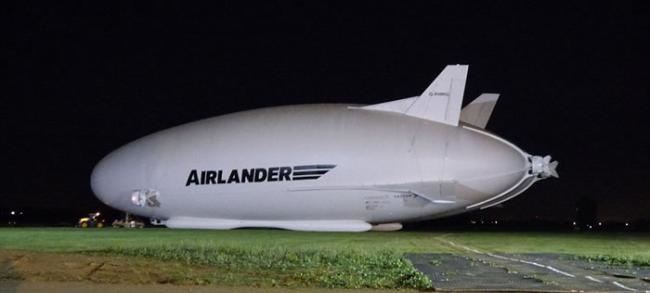 飞天屁股：英国HAV制造的世界最大飞行器Airlander 10全身亮相