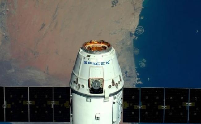 SpaceX计划打造太空互联网。