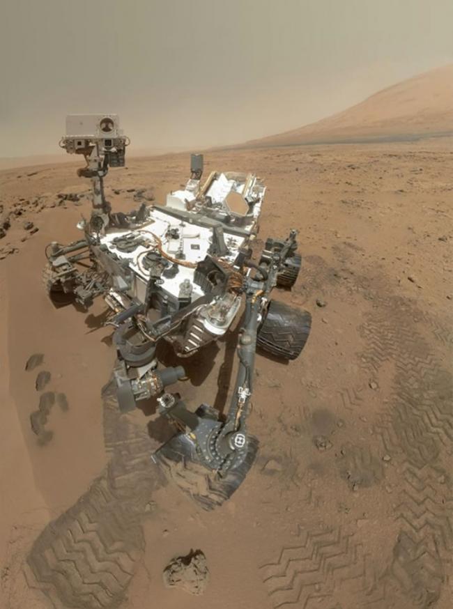 NASA公布最新的好奇号照片。