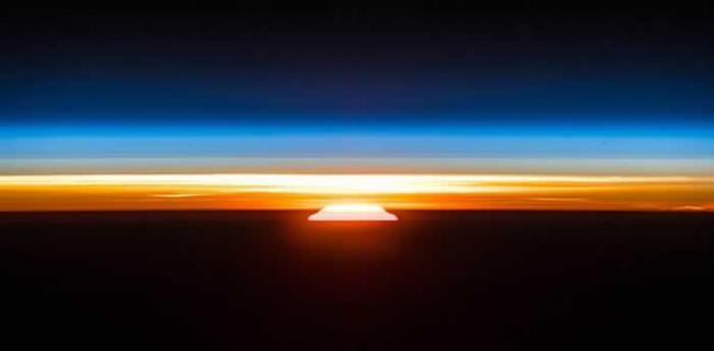 国际太空站德国太空人Alexander Gerst分享壮观轨道日出