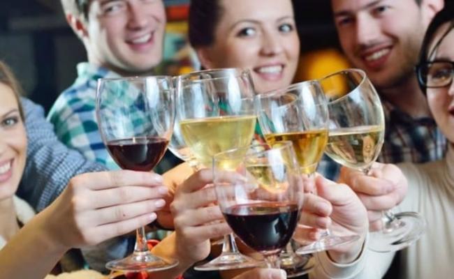 法国四分之一国民过量喝酒 政府吁每日最多两杯