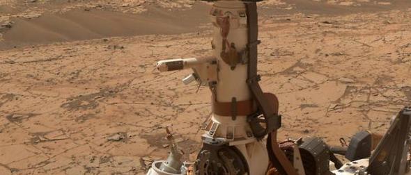 虽然目前没有探测到盐卤水，但是根据数据推测在火星夜晚或许能够短暂存在