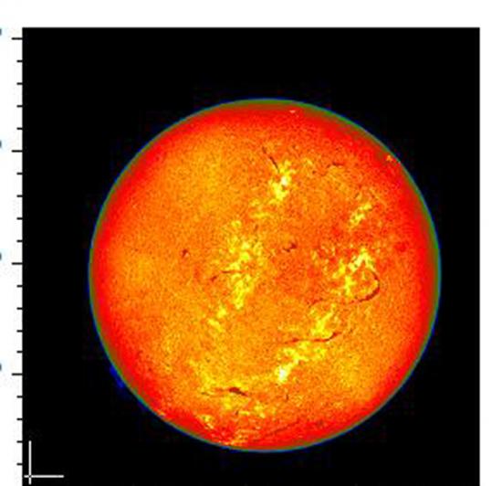 2014年10月8日，望远镜拍到的太阳全日面像