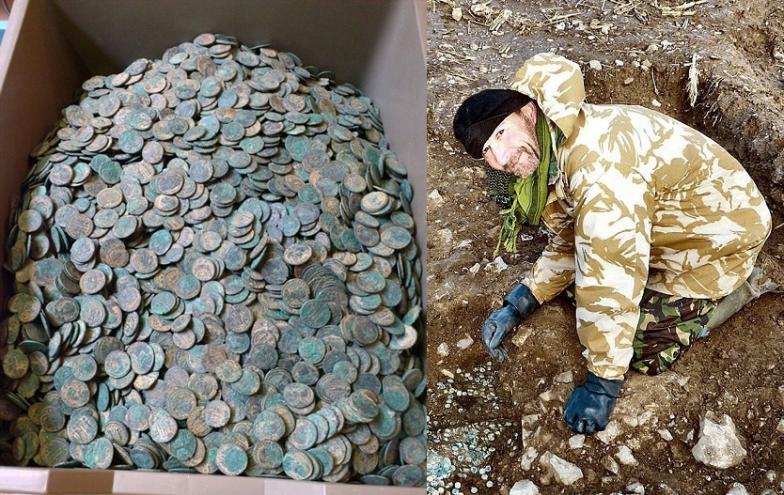 英国勘探金属爱好者在德文郡东部掘到2.2万枚古罗马金币