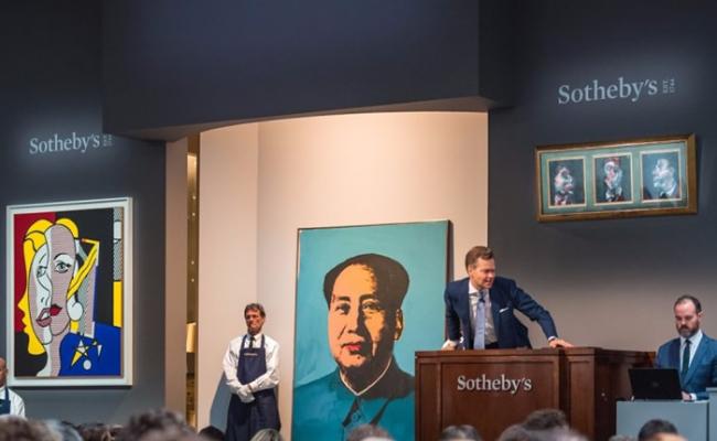 美国艺术家安迪华荷创作的《毛主席》以3240万美元高价成交