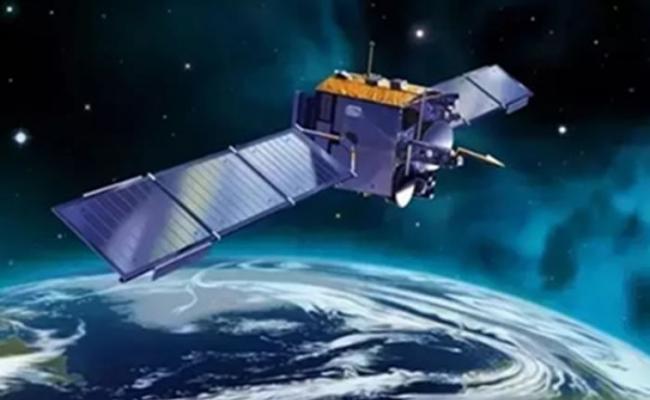 世界首颗量子科学实验卫星将于本月中下旬在酒泉卫星发射中心发射升空。图为太空卫星模拟图。