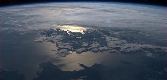 国际空间站宇航员拍摄的壮美地球
