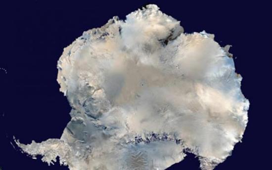 科学家在南极含盐量极高的湖泊中发现极端微生物，或许能适应火星上的寒冷、高盐的环境。