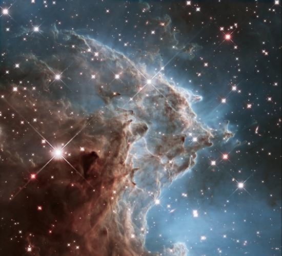 NASA发布猎户座弥散星云“猴头星云”NGC 2174庆祝哈勃空间望远镜发射24周年