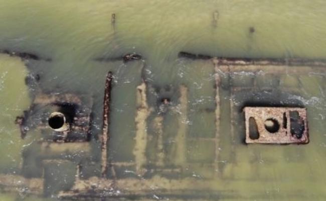 无人机意外在水面拍到美国内战时期的沉船残骸。
