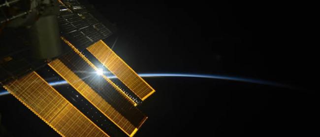 俄美委员会将在12月份确认向国际空间站进行载人和货运发射的计划