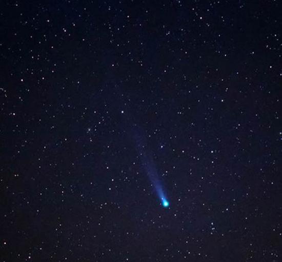 拍摄于肯尼亚南方的ISON彗星