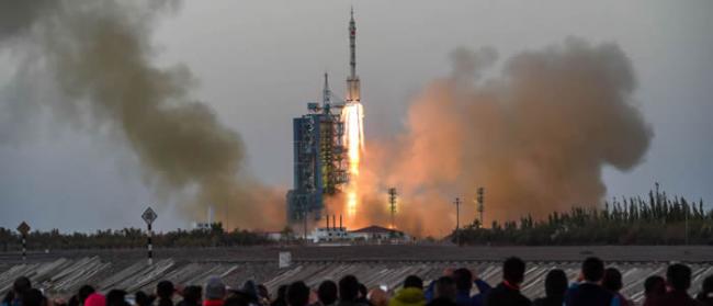 中国长征十一号运载火箭从酒泉卫星发射中心将虹云工程首星成功发射