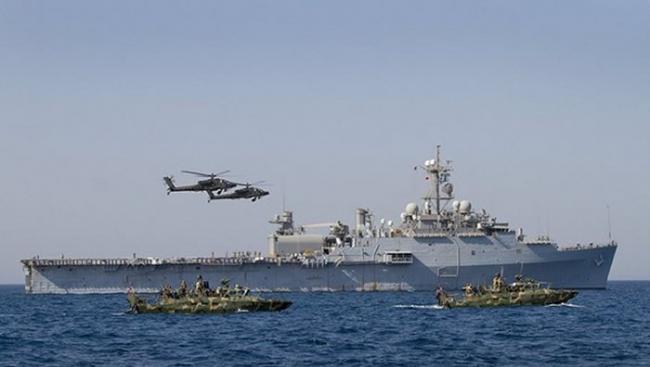 美国海军在波斯湾进行激光武器试验 1美元花费精准打击一架无人机