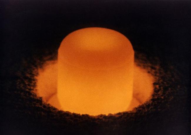 钚238能把核衰变产生的热量转化为电能