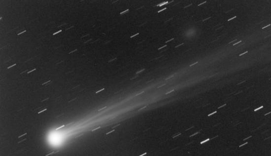 11月14日，大爆发中的ISON彗星