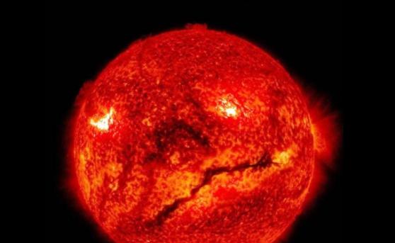 NASA的太阳动力学天文台就拍得一张“不开心的太阳”。