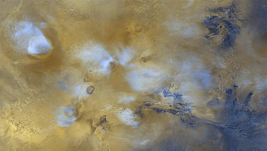 火星塔尔西斯火山
