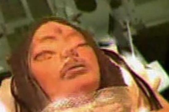 美国宇航员从月球带回三眼“外星人女尸？