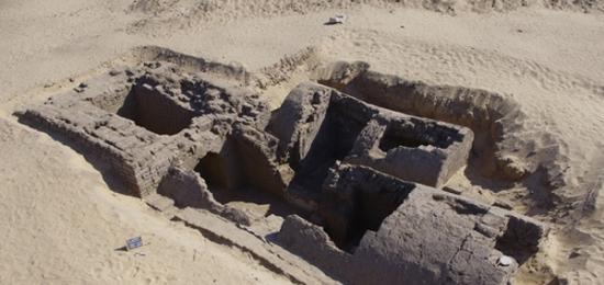 埃及考古发现新古墓 墓穴主人或有军事背景