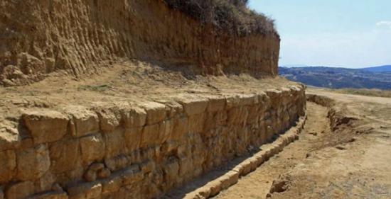 希腊发现疑似亚历山大大帝墓