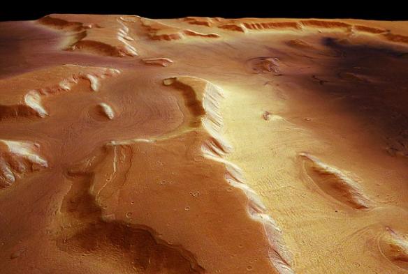 火星南北半球中纬度地表之下也隐藏着一些冰川