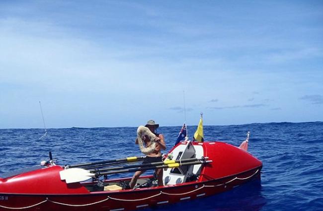 英国53岁男子John Beeden成史上第一个直接横跨太平洋的人